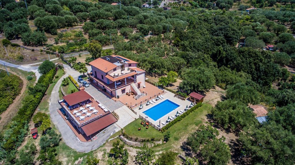Agriturismo Aurella أسشيا المظهر الخارجي الصورة
